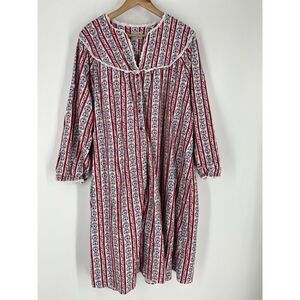 Lanz Of Salzburg Nightgown Size XL Red Floral Classic Flannel Cottagecore Maxi